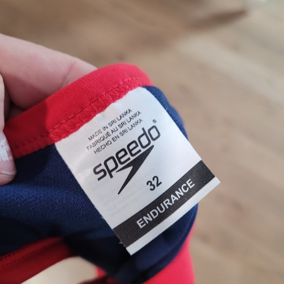 Speedo Women's Guard One Piece Swimsuit - Picture 5 of 5